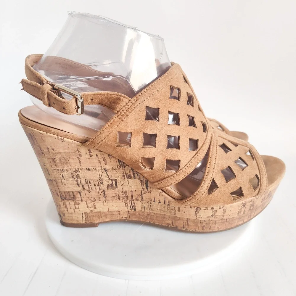 Franco Sarto Sandals Size 9.5 Wedge Platform‎ Shea Tan Faux Suede Laser Cut Cork